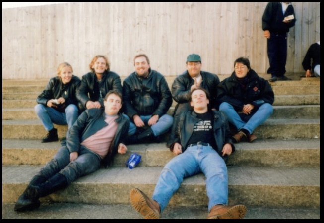 640x436 pixels (105K)